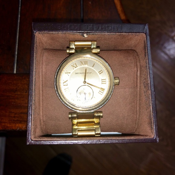 Gold Michael Kors Watch - Picture 2 of 4